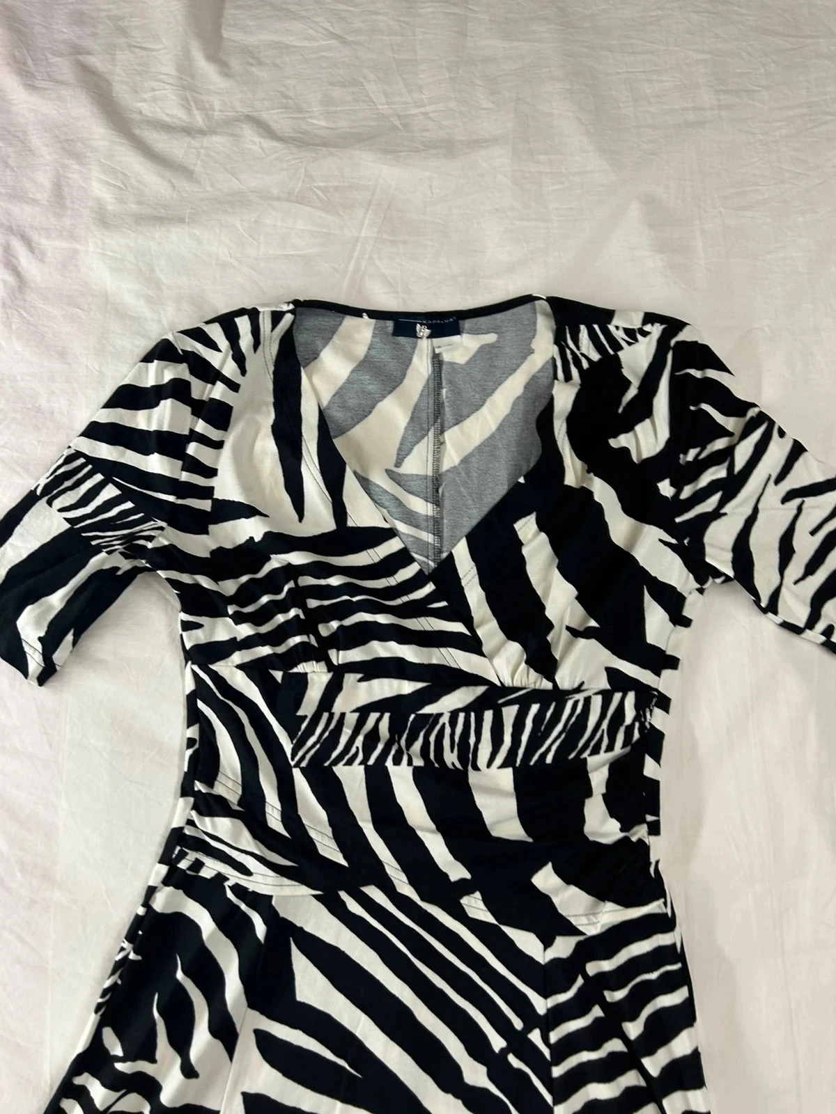 Lange kapalua-jurk van viscose met vintage zebrapatroon – photo 3